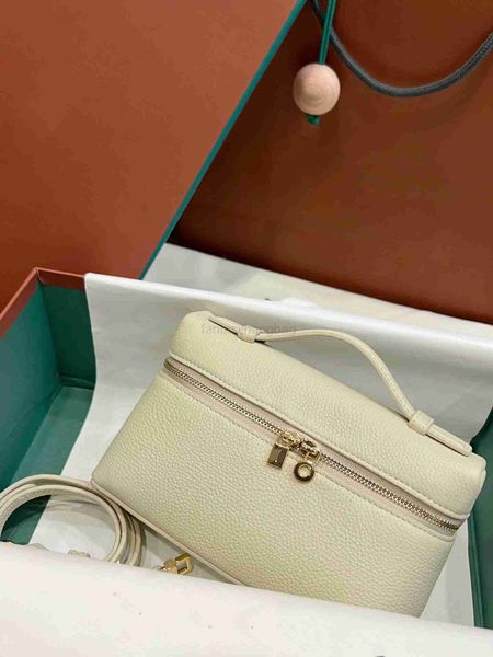 loro piana womens shoulder bags loro piana fashion extra pocket l19 genuine leather designer two way zipper handbags hsj1
loro piana womens shoulder bags loro piana fashion extra pocket l19 genuine leather designer two way zipper handbags hsj1