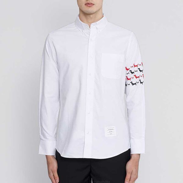 2023 tb thom fashion brand shirts men long sleeve casual shirt slim white formal oxford puppy embroidery solid men's clothing, White;black
2023 tb thom fashion brand shirts men long sleeve casual shirt slim white formal oxford puppy embroidery solid men's clothing, White;black