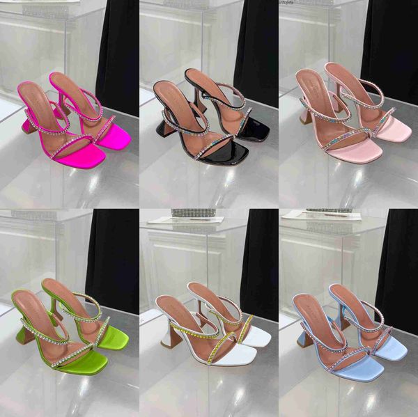 amina muaddi crystal embellished strap sandals 95mm heels heel for slipper mules shoes women summer luxury designer shoes sandal banquet dre, Black
amina muaddi crystal embellished strap sandals 95mm heels heel for slipper mules shoes women summer luxury designer shoes sandal banquet dre, Black