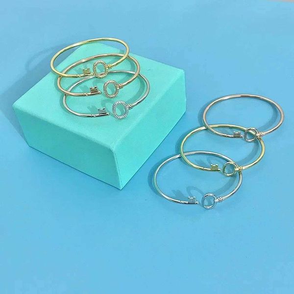 internet celebrity tiffay s925 sterling silver simple diamond key bracelet opening fashion light luxury temperament women's bracelet, Black
internet celebrity tiffay s925 sterling silver simple diamond key bracelet opening fashion light luxury temperament women's bracelet, Black