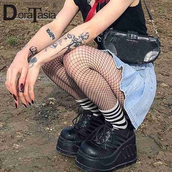 dress shoes large size 35-43 brand design women's high heels gothic apartment role-playing platform women's sports shoes 2021 stre, Black
dress shoes large size 35-43 brand design women's high heels gothic apartment role-playing platform women's sports shoes 2021 stre, Black