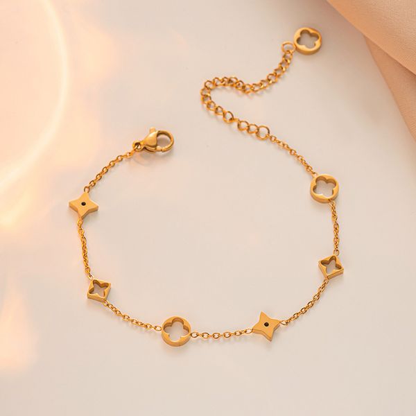 ins style luxury brand gold clover charm bracelet bangle for women gift, Golden;silver
ins style luxury brand gold clover charm bracelet bangle for women gift, Golden;silver