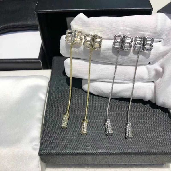 b earrings jewelry korean version of high-end flash diamond letter exquisite temperament long designer silver needle women, Golden
b earrings jewelry korean version of high-end flash diamond letter exquisite temperament long designer silver needle women, Golden