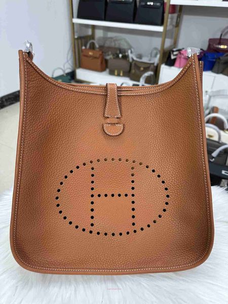 h home original evelynnss tote bags online store tc genuine leather 29cm wide shoulder strap single croevelynnssbody bag for men and women
h home original evelynnss tote bags online store tc genuine leather 29cm wide shoulder strap single croevelynnssbody bag for men and women