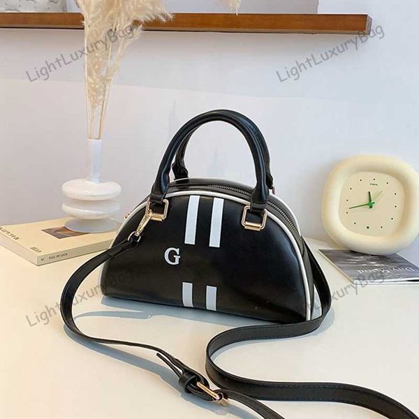 2023 new arrival designer letter shell bags hobo bag bowling bag fashion half round bag leather shoulder crossbody bag luxury handbags tote
2023 new arrival designer letter shell bags hobo bag bowling bag fashion half round bag leather shoulder crossbody bag luxury handbags tote