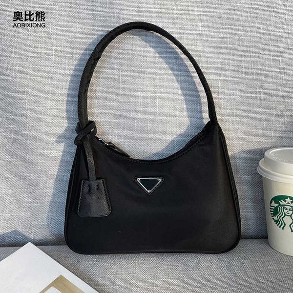 handbag factory clearance wholesale family women's bag 2023 new kendou same underarm fashionable middle gunny dragon handheld shoulder
handbag factory clearance wholesale family women's bag 2023 new kendou same underarm fashionable middle gunny dragon handheld shoulder