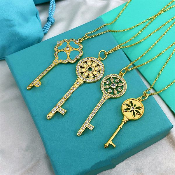 the sun four leaf flower pendant necklaces titanium steel designer for women men letter t luxury jewlery gifts woman girl gold rose silver w
the sun four leaf flower pendant necklaces titanium steel designer for women men letter t luxury jewlery gifts woman girl gold rose silver w