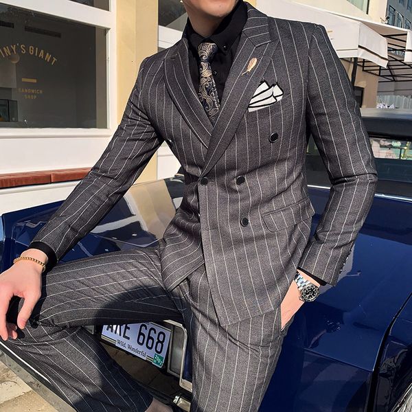 men's suits blazers luxury striped wedding casual tuxedo british slim suit 2pcs quality business social club costume homme 230705, White;black
men's suits blazers luxury striped wedding casual tuxedo british slim suit 2pcs quality business social club costume homme 230705, White;black