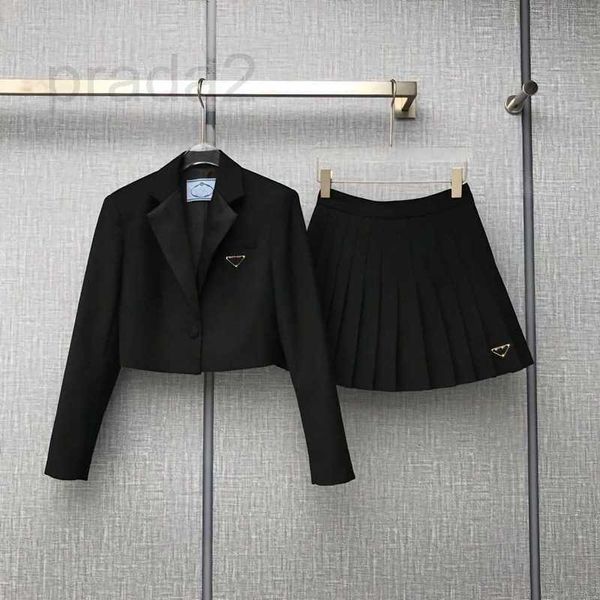 two piece dress designer womens clothing designer set skirt ultra-fashionable inverted triangle two-piece small suit short skirts women set, White
two piece dress designer womens clothing designer set skirt ultra-fashionable inverted triangle two-piece small suit short skirts women set, White