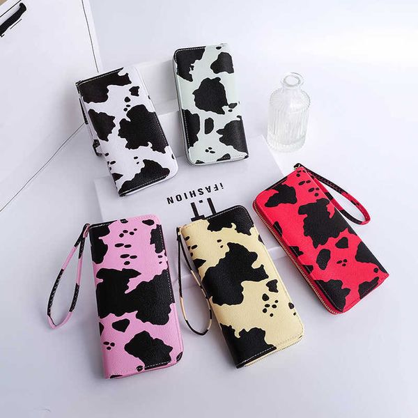 women's bag summer edition contrast cow pattern multi compartment wallet long horizontal handheld bag
women's bag summer edition contrast cow pattern multi compartment wallet long horizontal handheld bag
