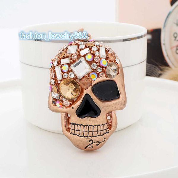 diamond diamond skull creative metal keychain stereo hip hop car bag hanging decoration, Slivery;golden
diamond diamond skull creative metal keychain stereo hip hop car bag hanging decoration, Slivery;golden
