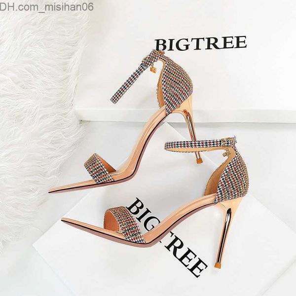 dress shoes bigtree shoes high heel sandals women's summer metal high heel women's sandals plus size 41 42 43 slim heel shoes ball, Black
dress shoes bigtree shoes high heel sandals women's summer metal high heel women's sandals plus size 41 42 43 slim heel shoes ball, Black