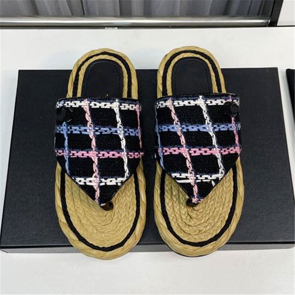 fashion slippers 2023 channel luxury design summer men's and women's flats thick soled leather rubber lettering logo casual cartoo, Black
fashion slippers 2023 channel luxury design summer men's and women's flats thick soled leather rubber lettering logo casual cartoo, Black