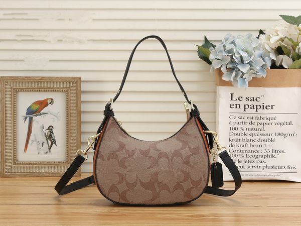 designer handbag luxury crossbody tabby shoulder bag for women genuine leather female fashion letters lady cross body bag flap clutch bags
designer handbag luxury crossbody tabby shoulder bag for women genuine leather female fashion letters lady cross body bag flap clutch bags