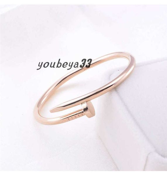 luxurys designers bracelet women charm gold braclet bracelet trend fashion with bracelets boutique gift jewelry good nice pretty, Black
luxurys designers bracelet women charm gold braclet bracelet trend fashion with bracelets boutique gift jewelry good nice pretty, Black