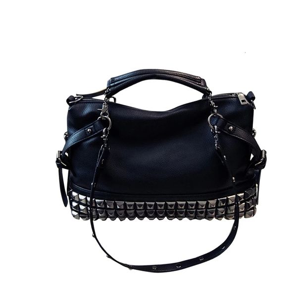 evening bags large capacity lady rivet metal bud pu leather handbag leisure school bag single shoulder messenger 230707
evening bags large capacity lady rivet metal bud pu leather handbag leisure school bag single shoulder messenger 230707