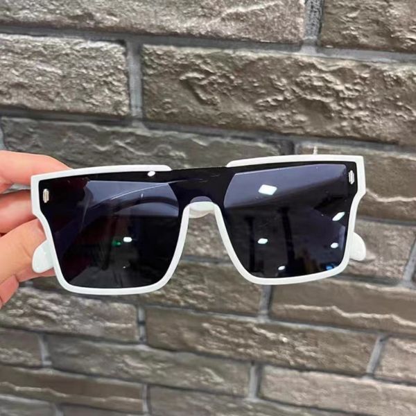 male and female designer sunglasses, punk style street p sunglasses, new avant-garde square sun visors, 6 colors to, White;black
male and female designer sunglasses, punk style street p sunglasses, new avant-garde square sun visors, 6 colors to, White;black