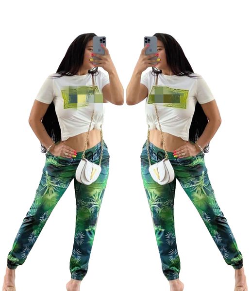 women two-piece set fashionable casual print white short sleeves and sweatpants ship
women two-piece set fashionable casual print white short sleeves and sweatpants ship