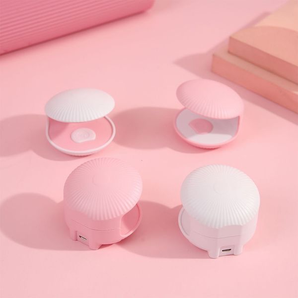 nail dryers mini portable shell nail lamp machine white usb charging potherapy lights single finger uv led nail dryer nails art tools 230706
nail dryers mini portable shell nail lamp machine white usb charging potherapy lights single finger uv led nail dryer nails art tools 230706