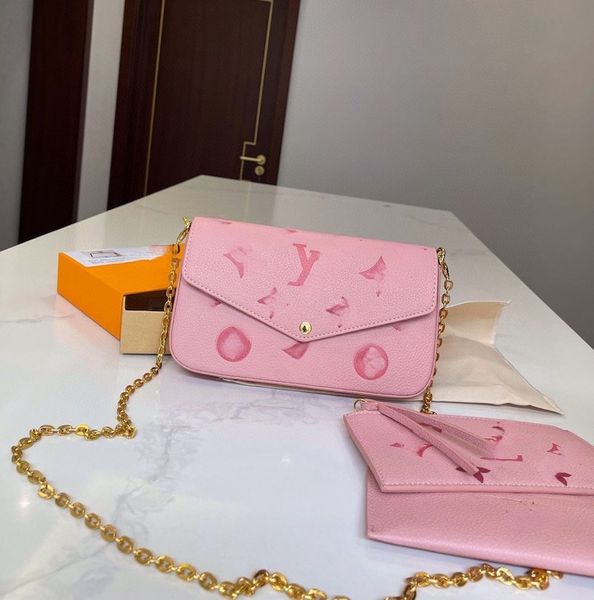 3-in-1 shoulder bag designer woman handbag crossbody bag leather bag messenger bag fashion bag tote bag classic old flower cowhide hobo armp
3-in-1 shoulder bag designer woman handbag crossbody bag leather bag messenger bag fashion bag tote bag classic old flower cowhide hobo armp