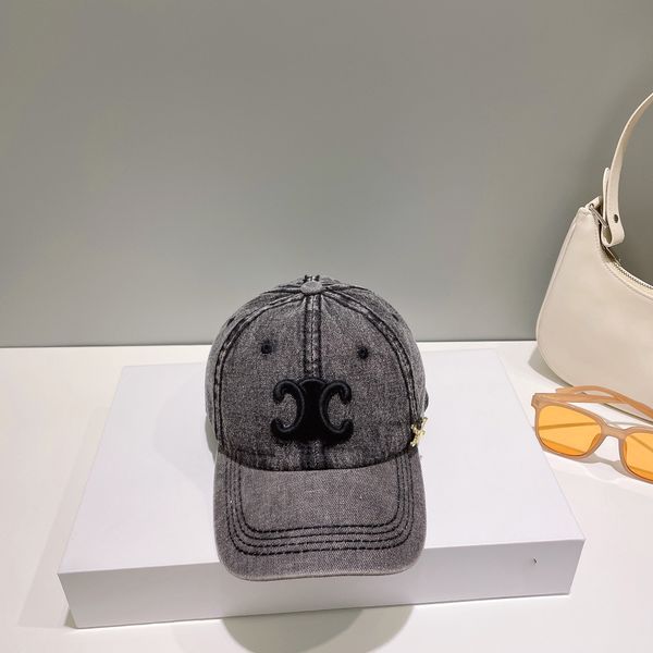 luxurys designer cap cowboy baseball cap classic fashion hat leisure sports style men and women suitable for couples social gatherings good, Blue;gray
luxurys designer cap cowboy baseball cap classic fashion hat leisure sports style men and women suitable for couples social gatherings good, Blue;gray