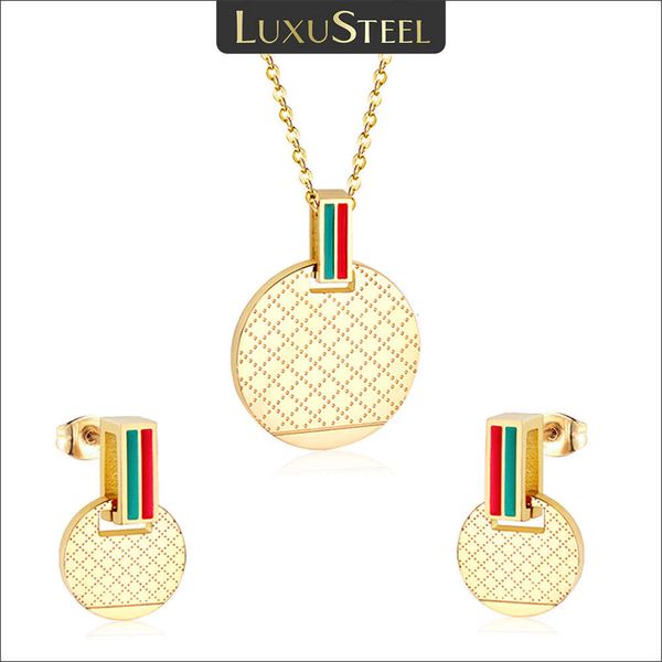 luxusteel round pendant necklce earrings for women men gold color stainless steel red green striped rhombus pattern jewelry set, Slivery;golden
luxusteel round pendant necklce earrings for women men gold color stainless steel red green striped rhombus pattern jewelry set, Slivery;golden