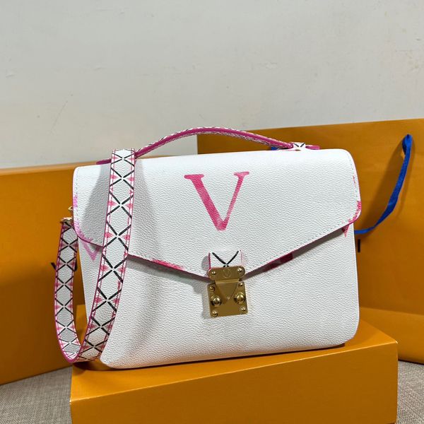 designer tote bag women square handbag classic letter printing crossbody bag 10a quality genuine leather shoulder bags
designer tote bag women square handbag classic letter printing crossbody bag 10a quality genuine leather shoulder bags