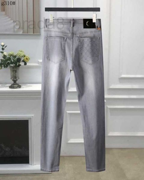 men's jeans designer 2023 latest listing skinny jeans mens belt drill letter red green pattern label floral print denim pants men fashi, Blue
men's jeans designer 2023 latest listing skinny jeans mens belt drill letter red green pattern label floral print denim pants men fashi, Blue