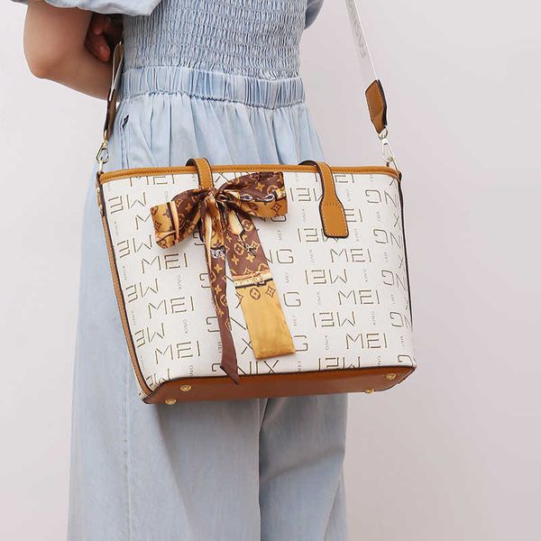 handbag for women fashion new minimalist handbag versatile large capacity one shoulder tote bag for women
handbag for women fashion new minimalist handbag versatile large capacity one shoulder tote bag for women