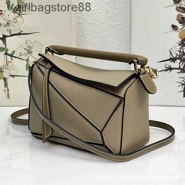 bags panel puzzle geometric girl women's leather 2023 mini bag handheld cool soft designer single loewsbag shoulder oblique cross pillo
bags panel puzzle geometric girl women's leather 2023 mini bag handheld cool soft designer single loewsbag shoulder oblique cross pillo