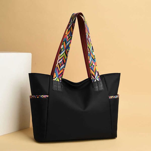 new women's bag oxford cloth shoulder bag large capacity simple fashion handbag leisure anti splash tote bag
new women's bag oxford cloth shoulder bag large capacity simple fashion handbag leisure anti splash tote bag