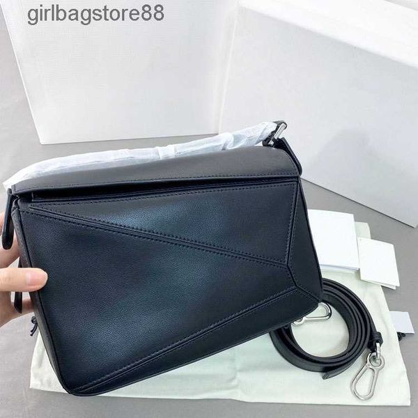 pillow girl bags cool bag puzzles designer real genuine leather 2023 winter cowhide splicing loewsbag geometry single shoulder span handbags
pillow girl bags cool bag puzzles designer real genuine leather 2023 winter cowhide splicing loewsbag geometry single shoulder span handbags