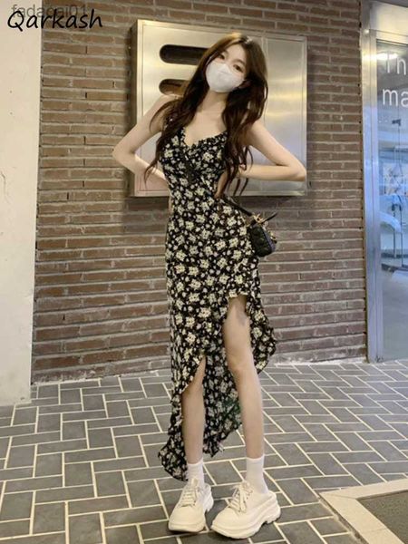 sleeveless dress women floral sideslit sundress bodycon retro irregular prairie girlish sweet retro harajuku design cool l230621, Black;gray
sleeveless dress women floral sideslit sundress bodycon retro irregular prairie girlish sweet retro harajuku design cool l230621, Black;gray