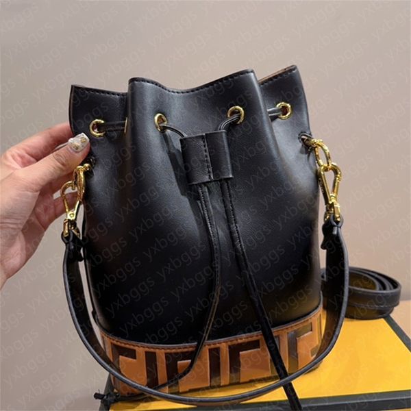 new fashion designer bag leather bucket shoulder bag genuine leather women cross body handbag wallet splice color shopping tote
new fashion designer bag leather bucket shoulder bag genuine leather women cross body handbag wallet splice color shopping tote