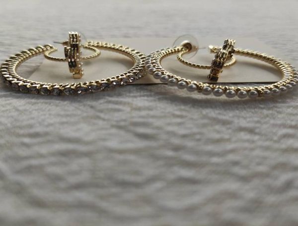 fashion matel hoop charm with pearl and rhinestone c symbol retro earring paper card3065893, Golden
fashion matel hoop charm with pearl and rhinestone c symbol retro earring paper card3065893, Golden