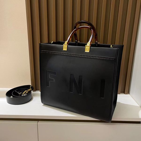 new fashion classic bag handbag women leather handbags vintage clutch tote shoulder embossing messenger bags-2023
new fashion classic bag handbag women leather handbags vintage clutch tote shoulder embossing messenger bags-2023