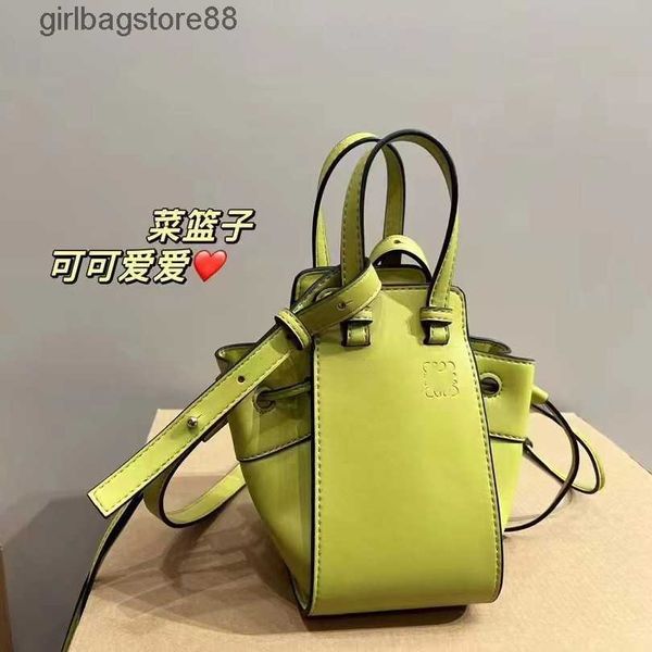 bucket bags fashion hammock loewsbag strap girl crossbody cool drawstring mini bag women's designer tote leather one shoulder handheld
bucket bags fashion hammock loewsbag strap girl crossbody cool drawstring mini bag women's designer tote leather one shoulder handheld
