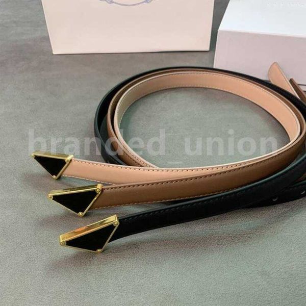 fashion belts genuine leather men women designers inverted letter buckle popular jeans girdle coat waist belt dress waistband width 1.8cm wi, Black;brown
fashion belts genuine leather men women designers inverted letter buckle popular jeans girdle coat waist belt dress waistband width 1.8cm wi, Black;brown