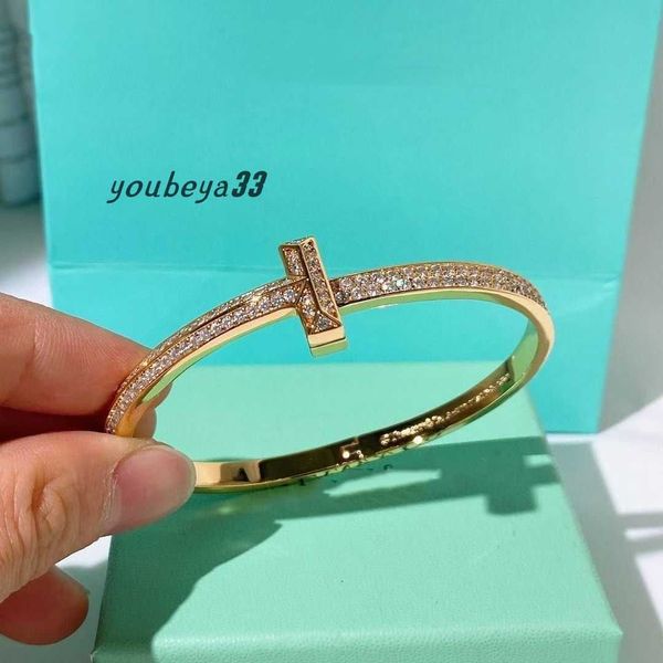 fashion jewelry lady women bangle titanium steel letter double open bracelet 3 color luxury designer bracelets, Black
fashion jewelry lady women bangle titanium steel letter double open bracelet 3 color luxury designer bracelets, Black
