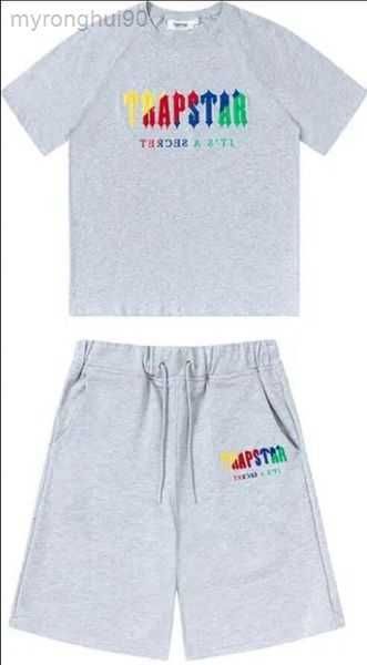 23ss summer trapstar tracksuit shorts man designers clothes mens short shirts tracksuit tees or shorts sport high hip hop tracksuits euro si, Gray
23ss summer trapstar tracksuit shorts man designers clothes mens short shirts tracksuit tees or shorts sport high hip hop tracksuits euro si, Gray