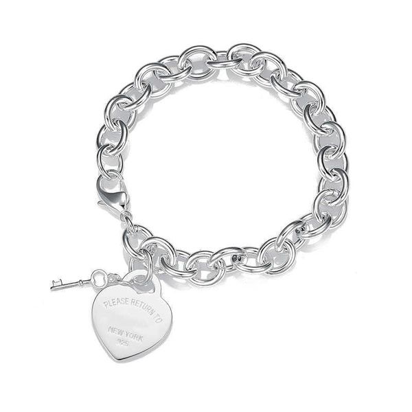 counter quality tiffay bracelet women's thick chain fashion luxury high grade charm handicrafts, Black
counter quality tiffay bracelet women's thick chain fashion luxury high grade charm handicrafts, Black