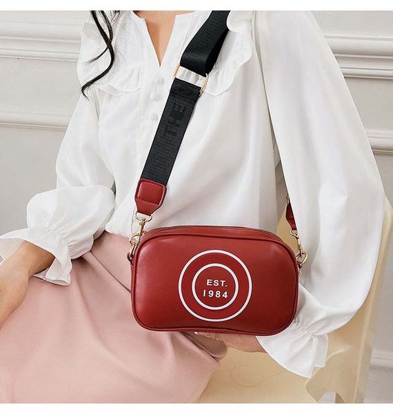 france sac de luxe femme luxury designer shoulder bag 2023 new bag women's wide shoulder camera bag fashion trend cross shoulder women&
france sac de luxe femme luxury designer shoulder bag 2023 new bag women's wide shoulder camera bag fashion trend cross shoulder women&