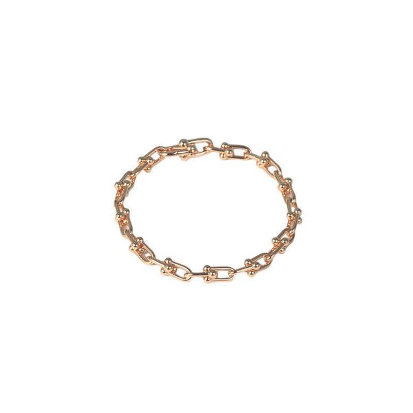 counter quality tiffay brass gilded savi same u-shaped bracelet lock chain metal texture cold wind horseshoe couple with logo, Black
counter quality tiffay brass gilded savi same u-shaped bracelet lock chain metal texture cold wind horseshoe couple with logo, Black