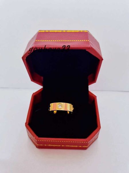 luxury designer titanium steel rose gold love ring for women luxury zirconia engagement rings men jewelry gifts fashion accessories with box, Silver
luxury designer titanium steel rose gold love ring for women luxury zirconia engagement rings men jewelry gifts fashion accessories with box, Silver