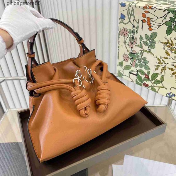 bag designer handheld loewsbag bags cool 2023 flamenco girl blessing mini drawstring bucket one shoulder straddle women's mggz
bag designer handheld loewsbag bags cool 2023 flamenco girl blessing mini drawstring bucket one shoulder straddle women's mggz