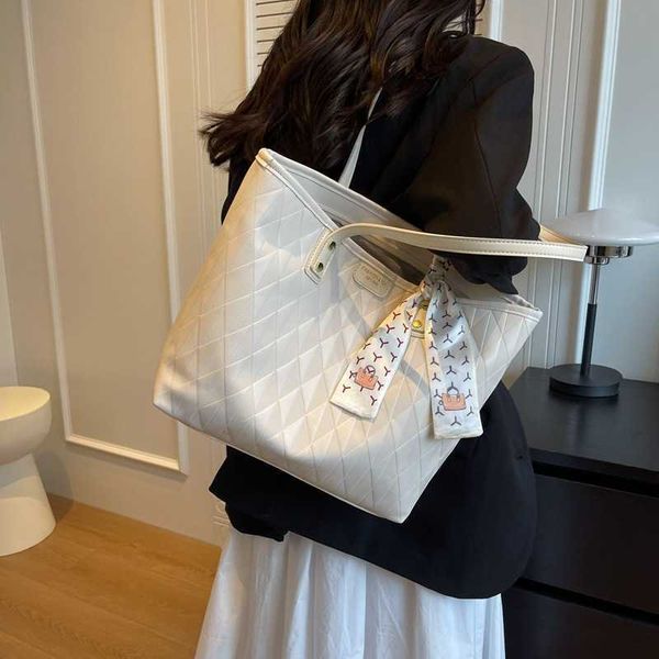 tote bag women's new fashion versatile handbag large capacity personalized simple shoulder bag pu leather fashionable bag women
tote bag women's new fashion versatile handbag large capacity personalized simple shoulder bag pu leather fashionable bag women