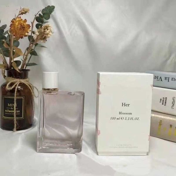 wholesale charming designer perfumes for women elixir her 100ml blossom cologne woman fragrance perfume spray edp parfums royal essence fast
wholesale charming designer perfumes for women elixir her 100ml blossom cologne woman fragrance perfume spray edp parfums royal essence fast