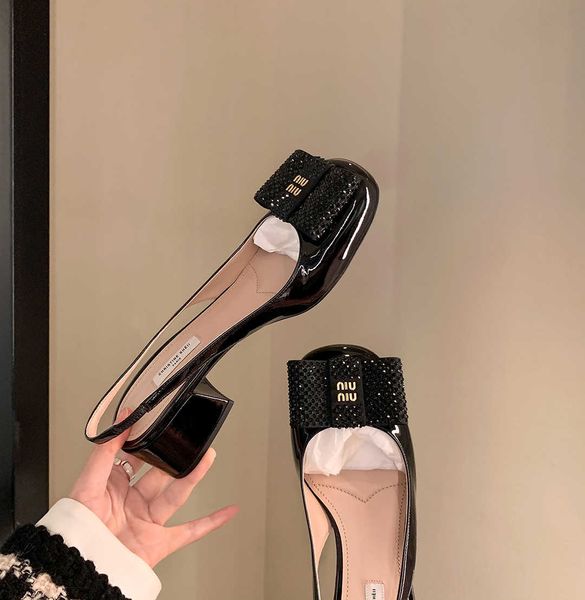 fantasy ball~miu's bowknot genuine leather coarse square heel sandals women's shoes66, Black
fantasy ball~miu's bowknot genuine leather coarse square heel sandals women's shoes66, Black