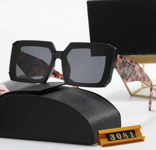 classic designer brand man sunglasses of women uv400 eyewear metal gold frame glasses men travel radiation protection mirror glass lens sung, White;black
classic designer brand man sunglasses of women uv400 eyewear metal gold frame glasses men travel radiation protection mirror glass lens sung, White;black