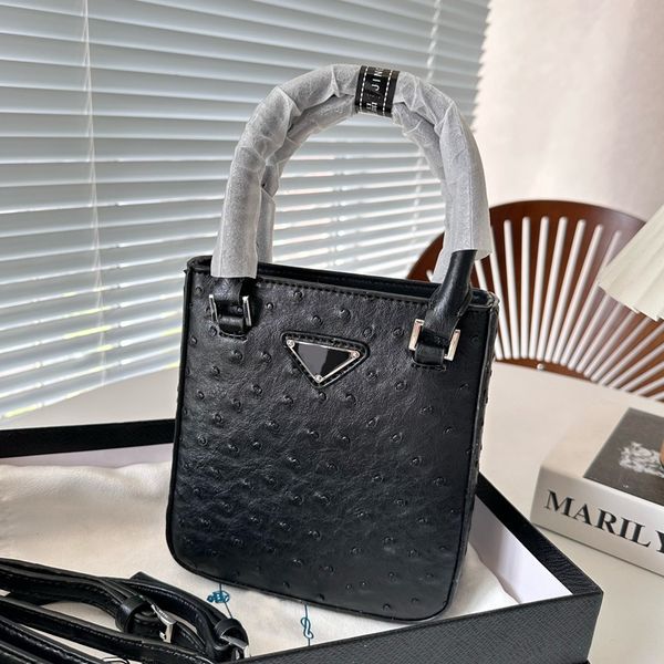 mini handbag tote bag shoulder crossbody bag ostrich pattern classic metal triangle letter design leather shoulder straps detachable adjusta
mini handbag tote bag shoulder crossbody bag ostrich pattern classic metal triangle letter design leather shoulder straps detachable adjusta